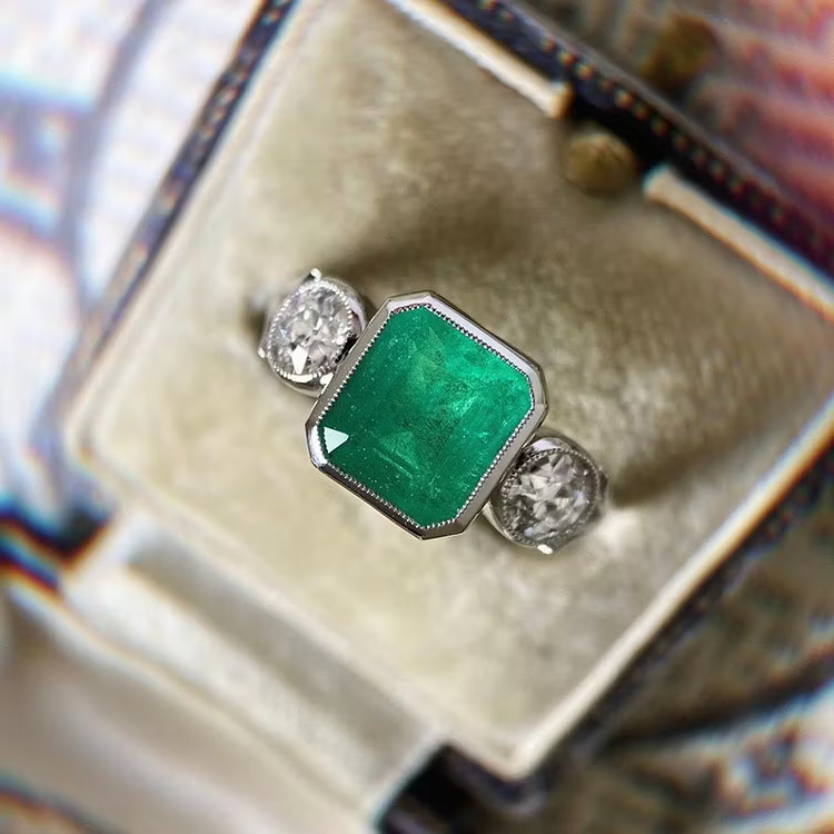 Aoaome Vintage Elegant Square Inlaid Emerald Rings