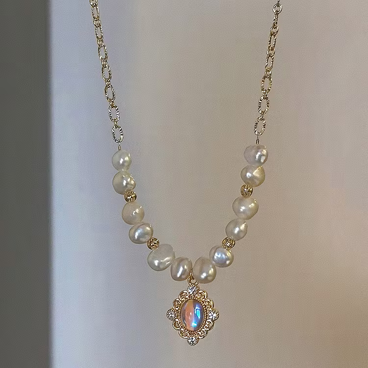 Aoaome Geometric Pendant Pearl Necklaces