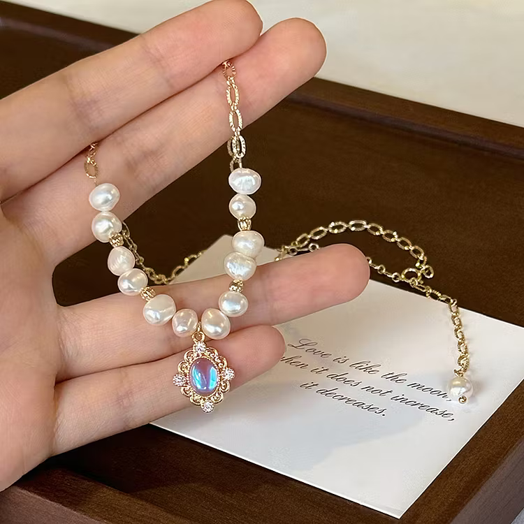 Aoaome Geometric Pendant Pearl Necklaces