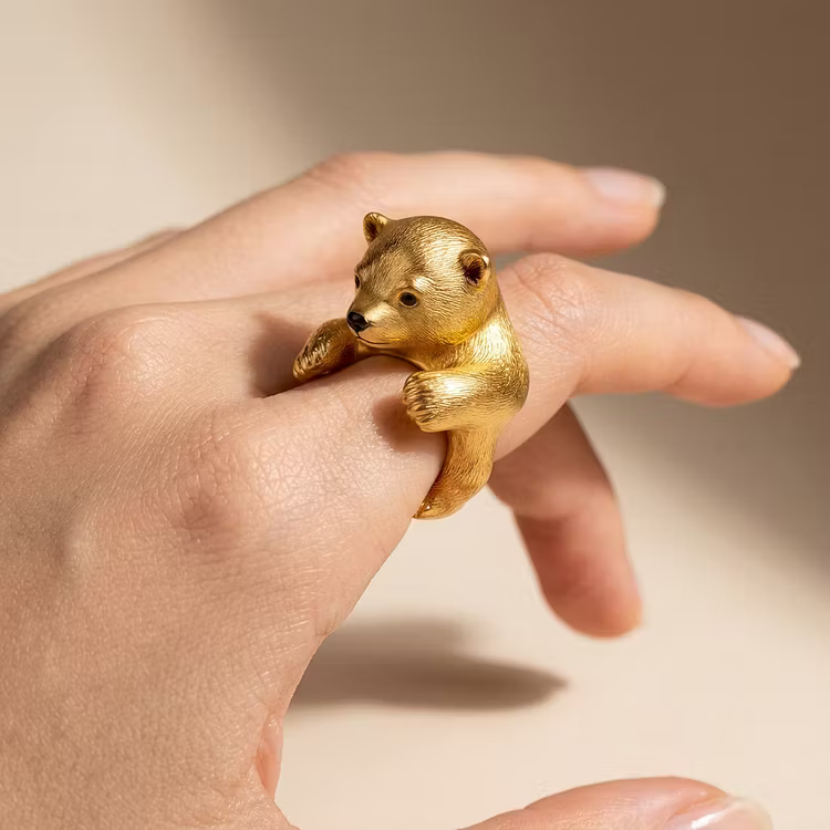 Aoaome "Golden Cub" Vintage Gold Bear Figural Statement Rings