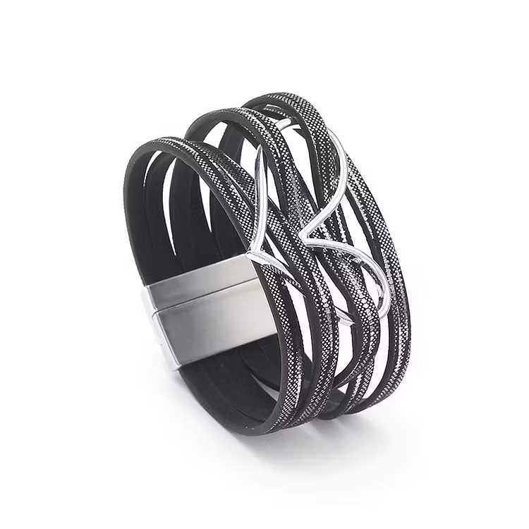 Aoaome Heart Shaped Leather Bracelets
