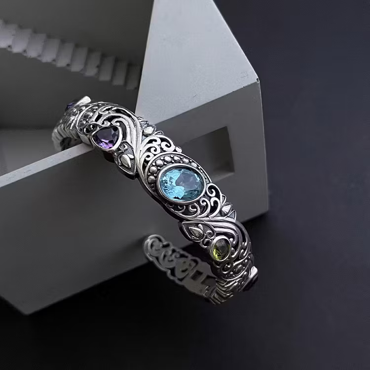 Aoaome Hollow Carved Bracelets