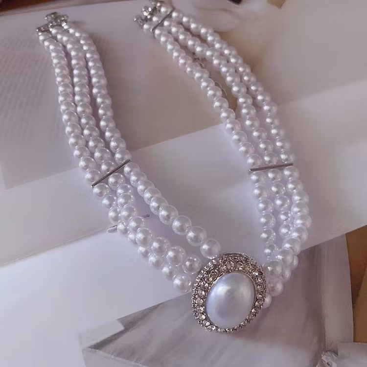Aoaome Irregular Pearl Necklaces