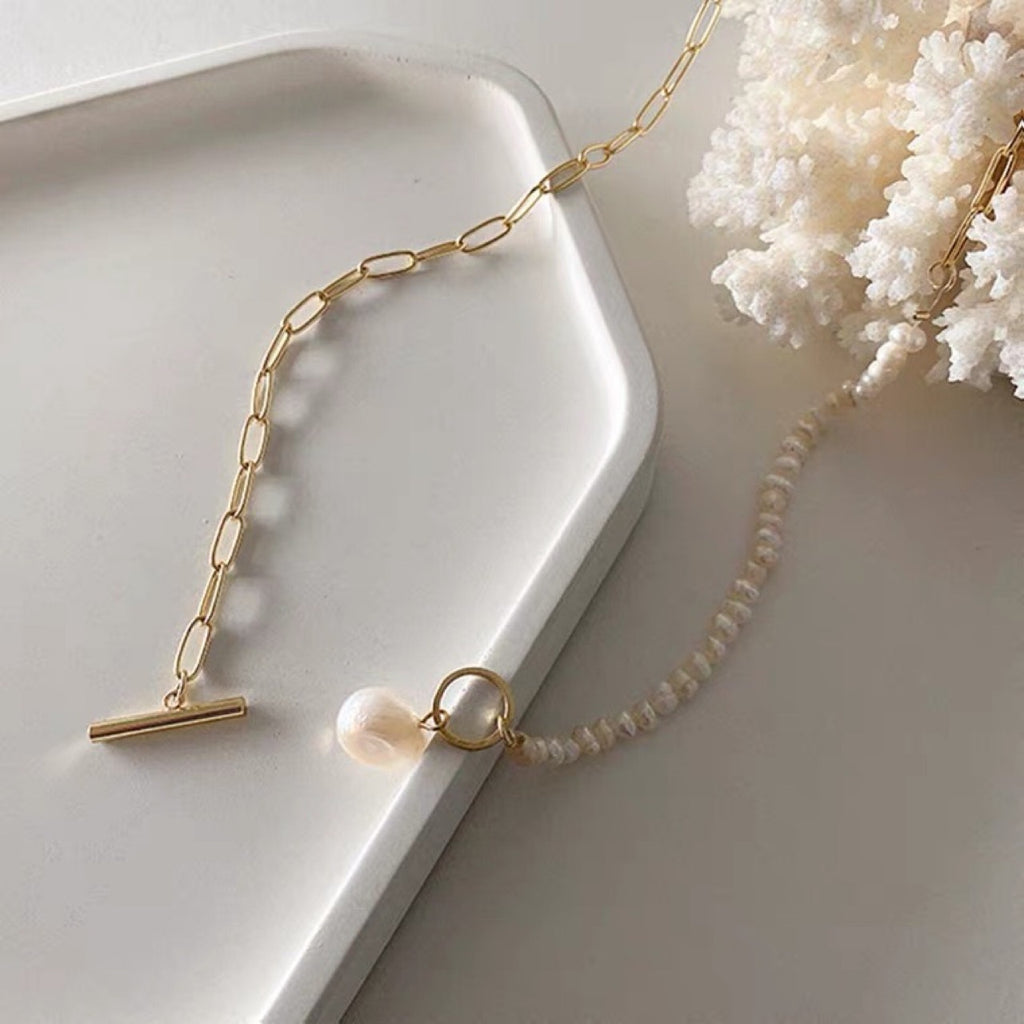 Aoaome Irregular Pearl Necklaces