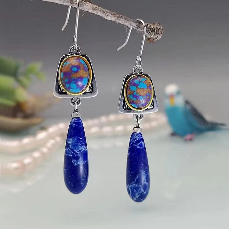 Aoaome Lapis lazuli swinging earrings