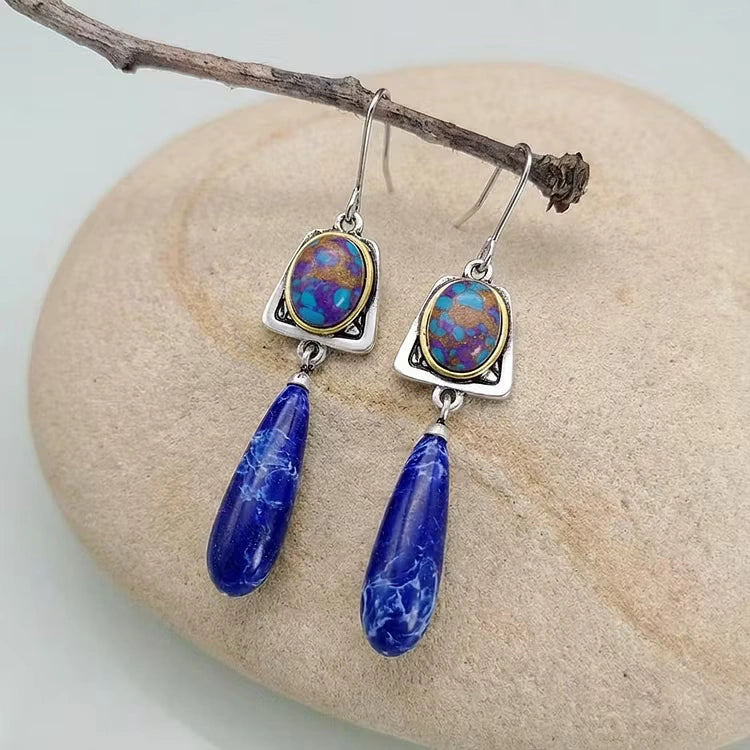 Aoaome Lapis lazuli swinging earrings