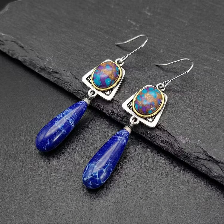 Aoaome Lapis lazuli swinging earrings