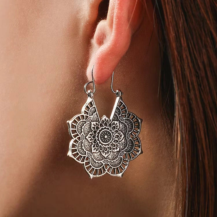 Aoaome Lotus Mandala Earrings