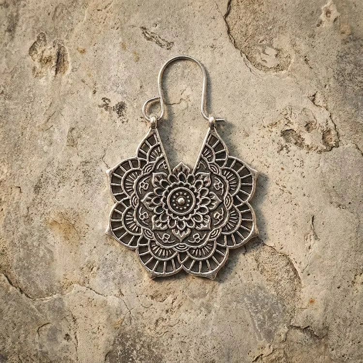 Aoaome Lotus Mandala Earrings
