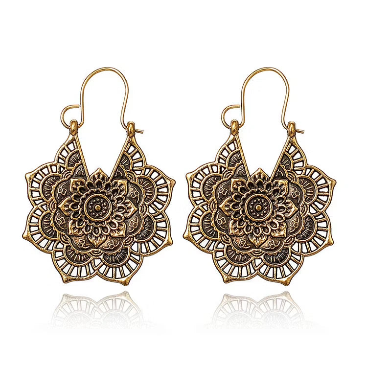 Aoaome Lotus Mandala Earrings