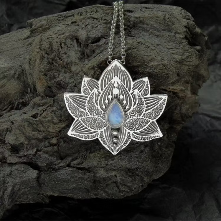 Aoaome Lotus Necklaces