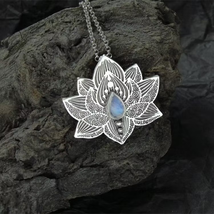 Aoaome Lotus Necklaces