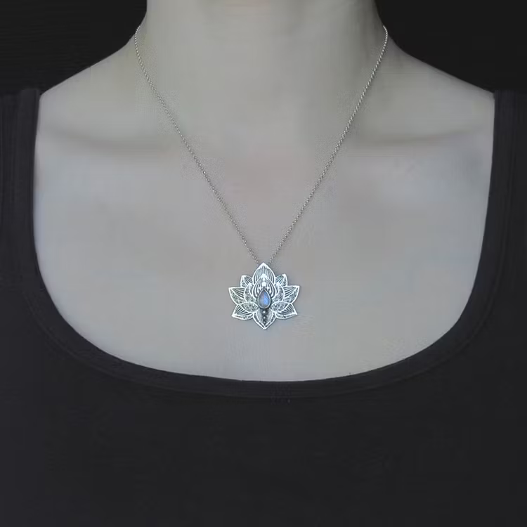 Aoaome Lotus Necklaces