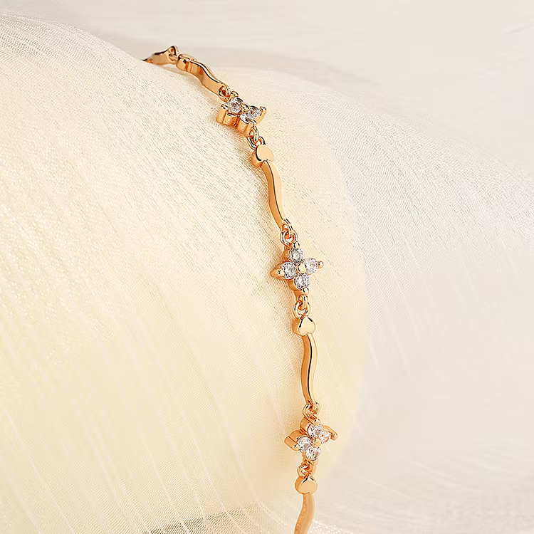 Aoaome Lucky Clover Bracelets