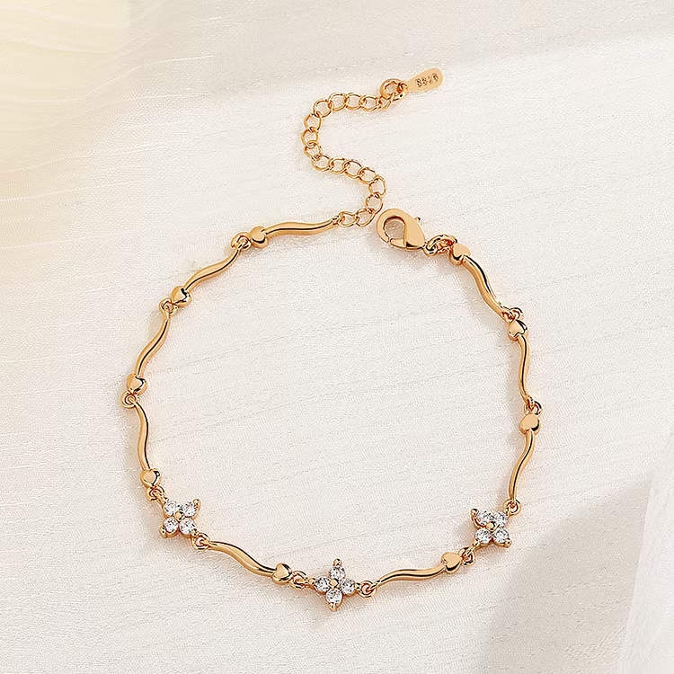 Aoaome Lucky Clover Bracelets