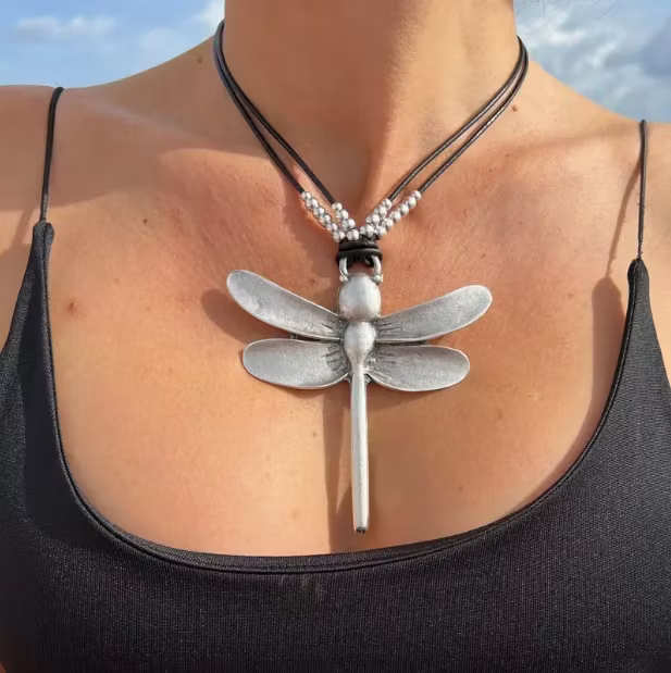 Aoaome Retro Pearl Dragonfly Pendant Necklaces