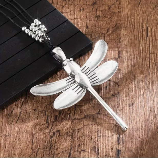 Aoaome Retro Pearl Dragonfly Pendant Necklaces