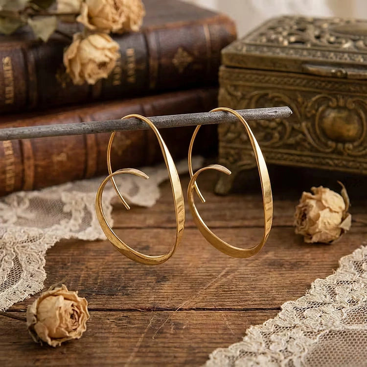 Aoaome Spiral Shaped Earrings