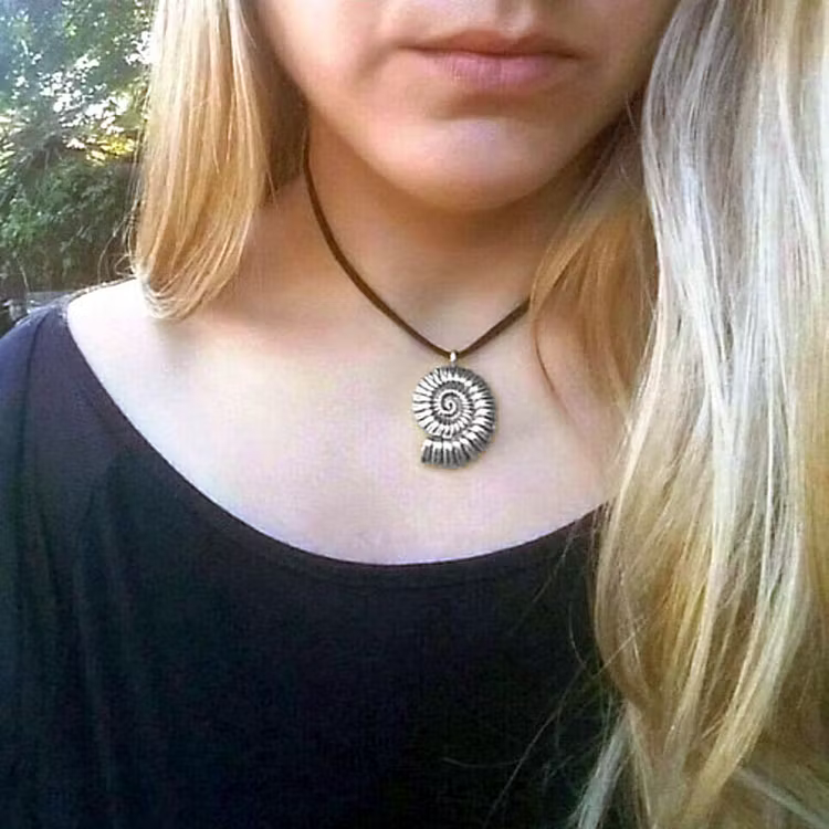 Aoaome Velvet Rope Large Conch Infinite Pattern Necklaces