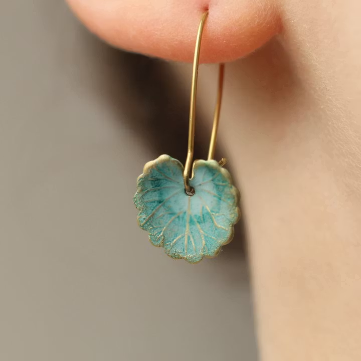 Aoaome Vintage Blue Leaf Earrings