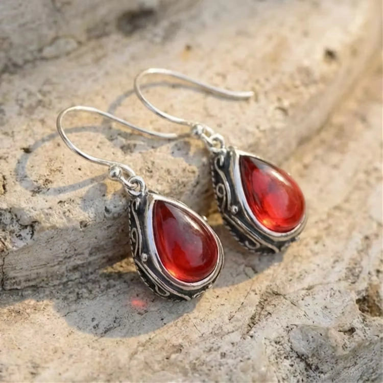 Aoaome Vintage Crystal Earrings