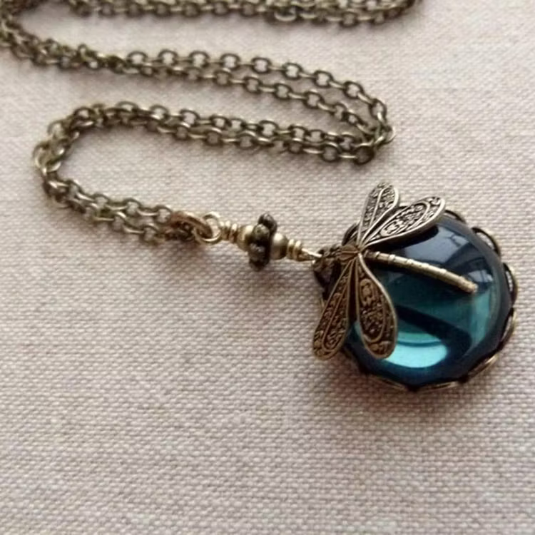 Aoaome Vintage Dragonfly Necklaces