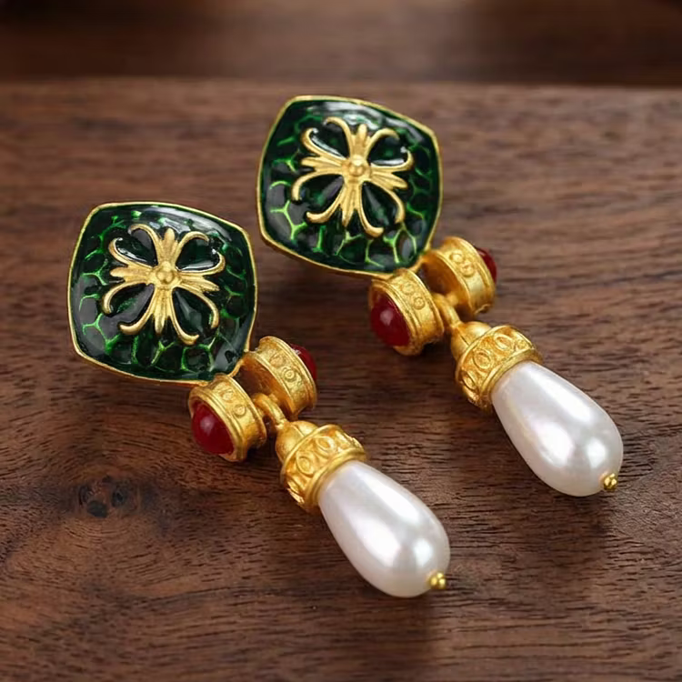 Aoaome Vintage Emerald Enamel Pearl Drop Earrings
