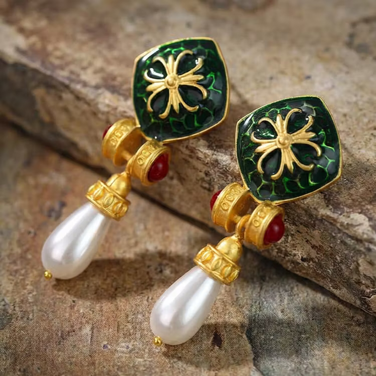 Aoaome Vintage Emerald Enamel Pearl Drop Earrings