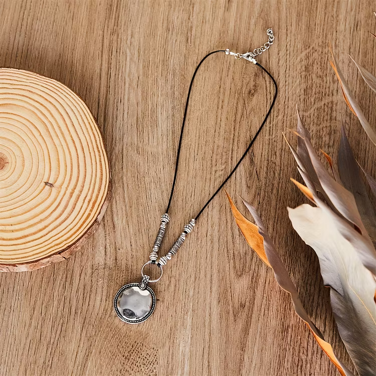 Aoaome Vintage Exaggerated Classic Necklaces