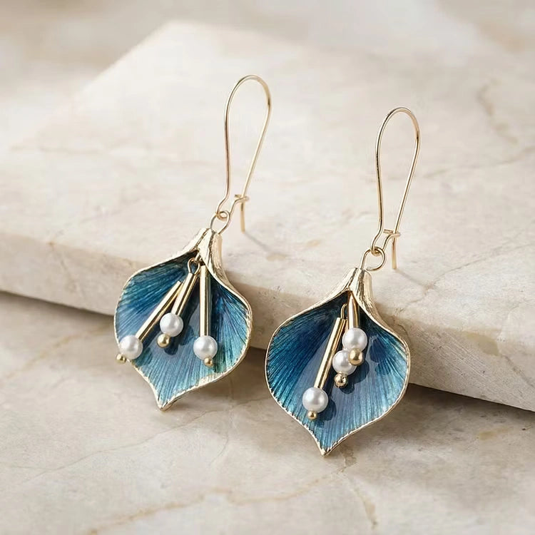 Aoaome Vintage Flower Pearls Earrings