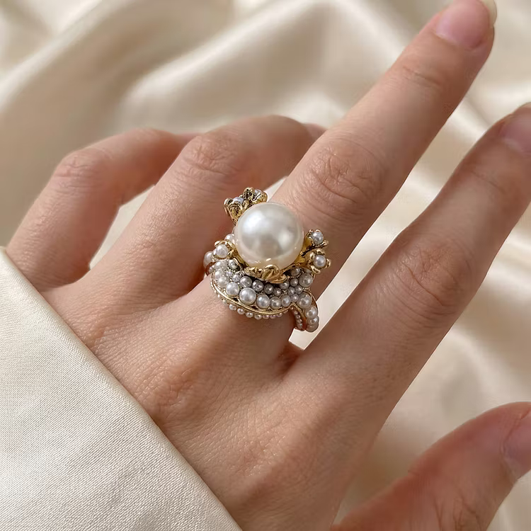 Aoaome Vintage Gold Floral Pearl Statement Rings