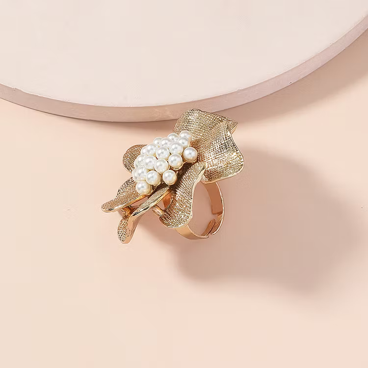Aoaome Vintage Gold Flower Pearl Rings