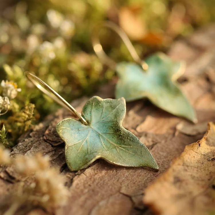 Aoaome Vintage Green Leaf Earrings