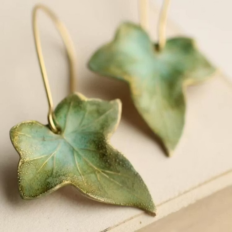 Aoaome Vintage Green Leaf Earrings