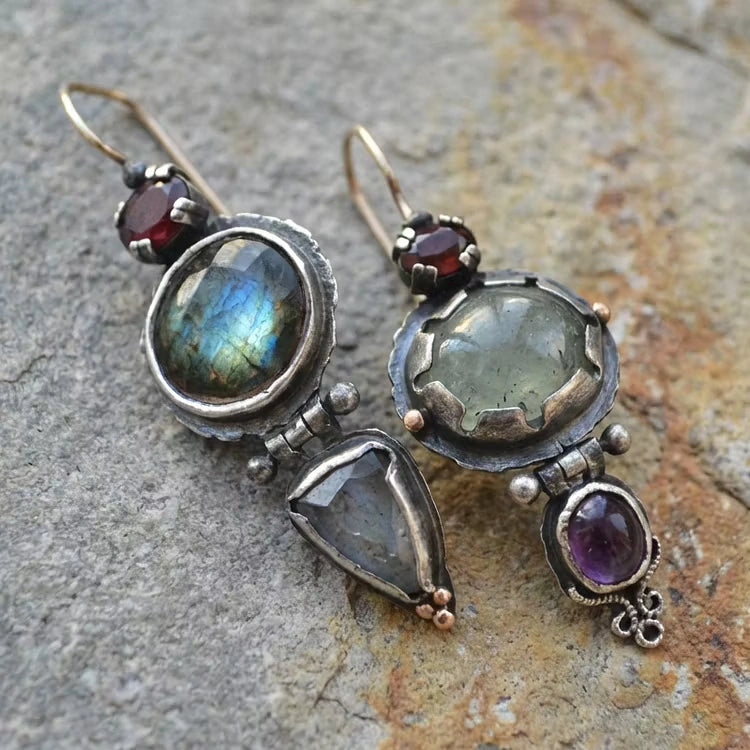 Aoaome Vintage Green Stone Earrings
