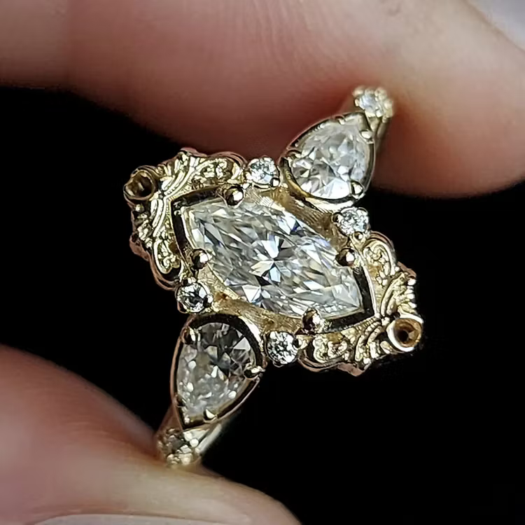 Aoaome Vintage Inlaid Horse Eye Zircon Rings