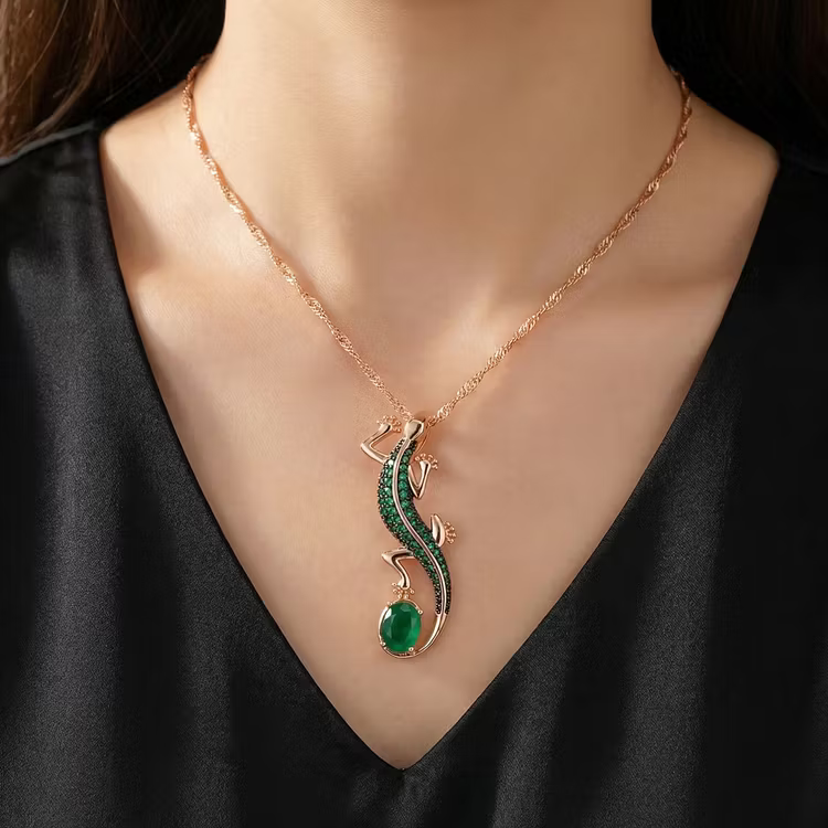 Aoaome Vintage Lizard Gemstone Pendant Necklaces