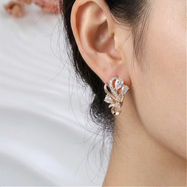 Aoaome Vintage Love Shape Multi‑Color Gem Huggie Earrings