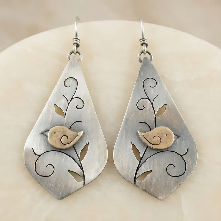 Aoaome Vintage Minimalist Style Bird Pattern Earrings
