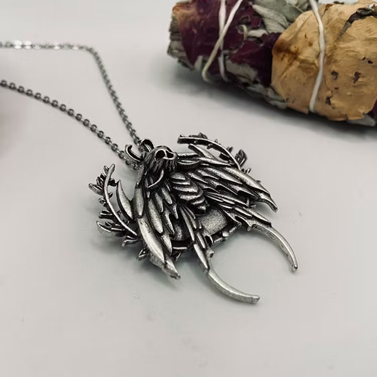 Aoaome Vintage Moon Moth Skull Necklaces