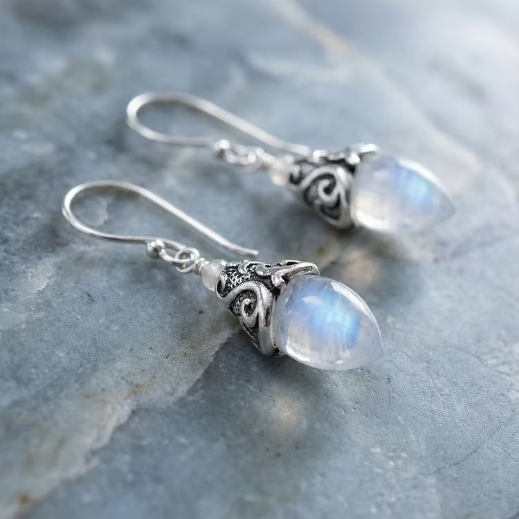 Aoaome Vintage Moonstone Drop Earrings