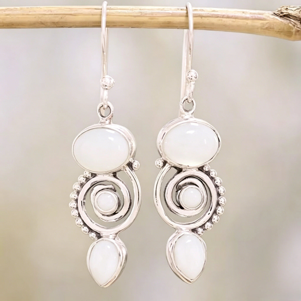 Aoaome Vintage Moonstone Earrings