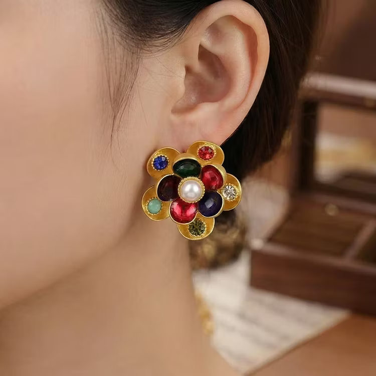 Aoaome Vintage Multicolor Gem Flower Stud Earrings