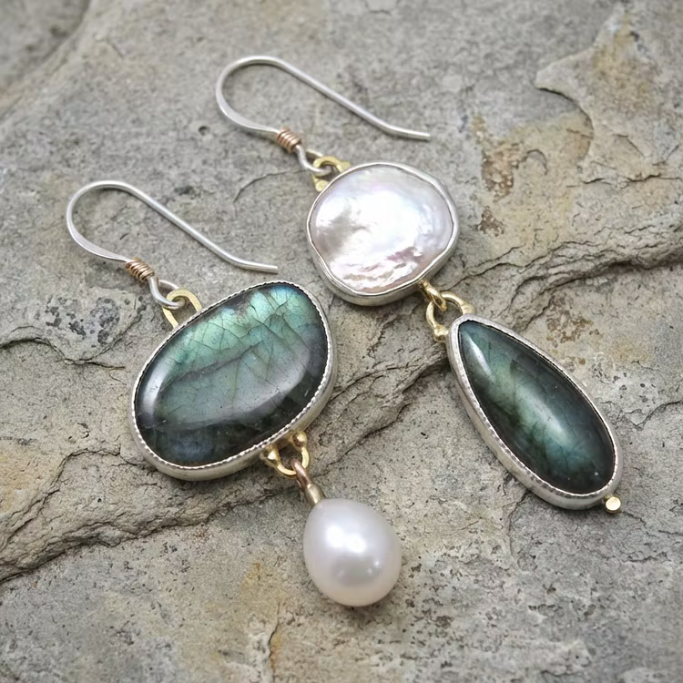 Aoaome Vintage Natural Stone Earrings