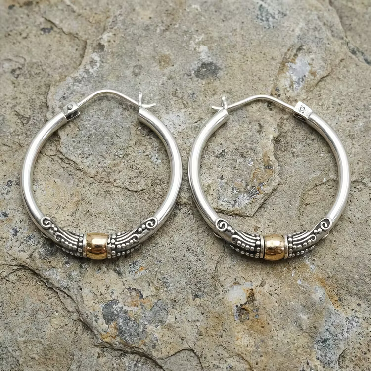 Aoaome Vintage Silvery Carved Pattern Hoop Earrings
