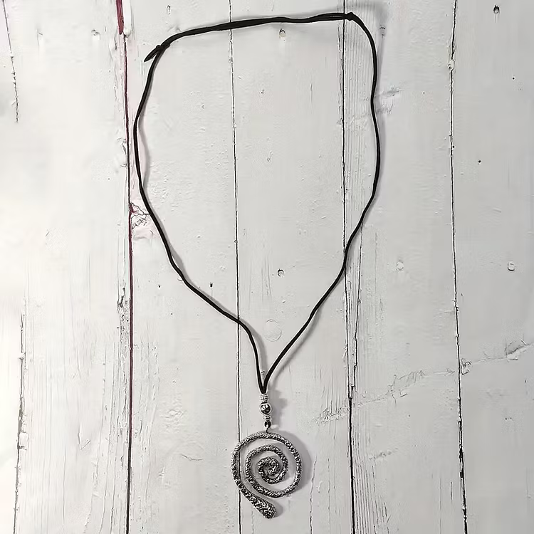 Aoaome Vintage Spiral Pendant Necklaces