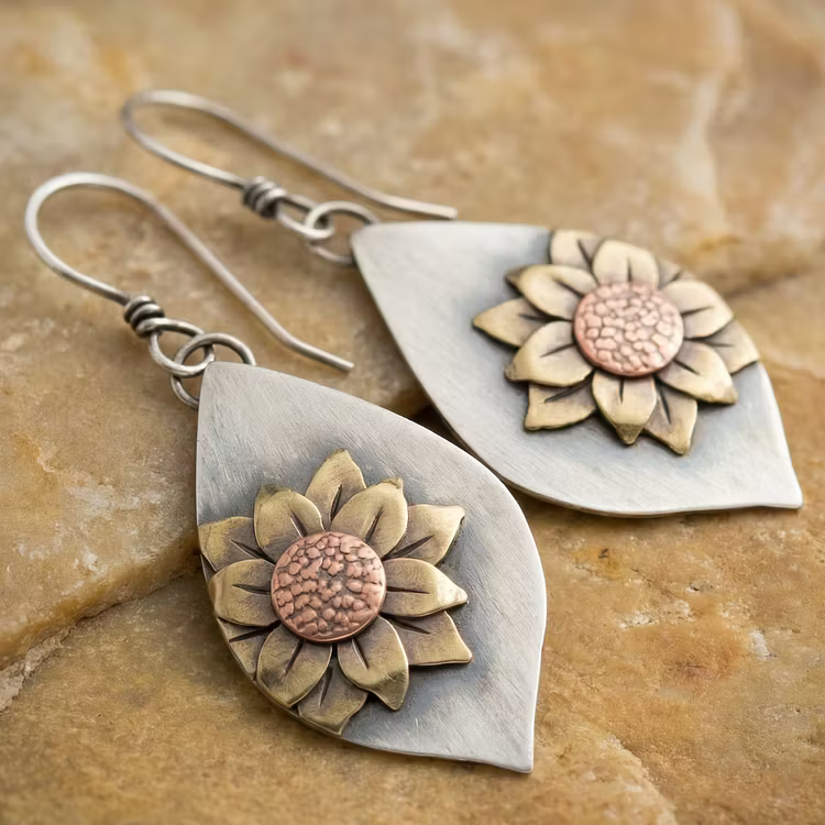 Aoaome Vintage Sunflower Earrings
