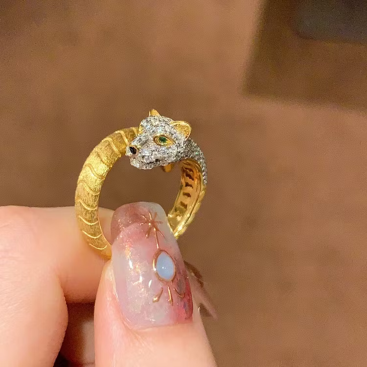 Aoaome Vintage Two-Tone Gold Panther with Diamonds Emerald Eyes Rings