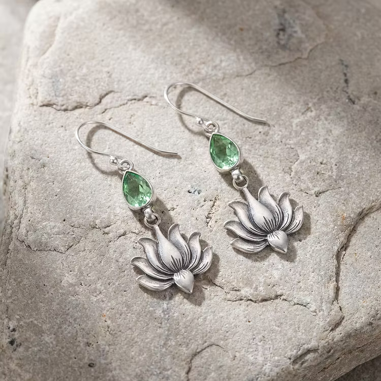 Aoaome Vintage lotus earrings