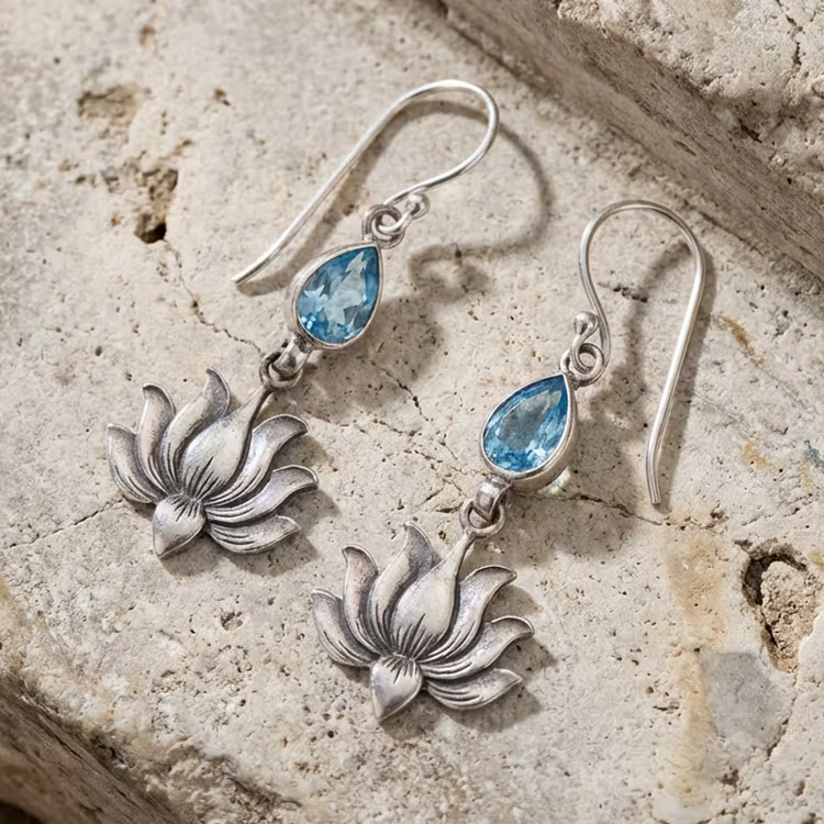 Aoaome Vintage lotus earrings